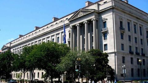 АҚШ ҳукумати Гулнора Каримова ва Беҳзод Аҳмедовга қарши айблов илгари сурди