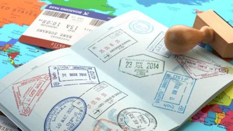 Президент: Аввал ҳокимларга хорижга чиқиш мумкинмас эди. Ҳозир ҳеч қандай тақиқ йўқ