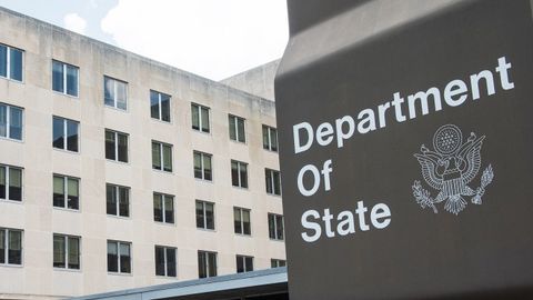 AQSh Rossiyaning ukrainaliklarga fuqarolik berish to‘g‘risidagi qarorini provokatsiya deb atadi