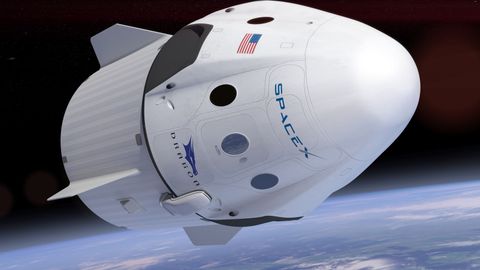 Astronavtlar uchun mo‘ljallangan SpaceX kemasi sinov paytida portlab ketdi (video)