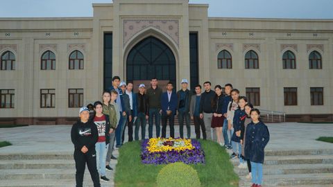 Бош прокуратура профилактик ҳисобда турган 116 нафар ўсмир учун Самарқандга саёҳат уюштирди