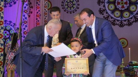 Buxoroda poyezd va yuk mashinasi to‘qnashuvi, Xalqaro baxshichilik festivalining 5 yoshli g‘olibi, bodi-kamera bilan ishlashni boshlagan YPX xodimlari va kunning boshqa xabarlari