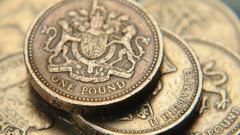 Britaniya “Breksit” tufayli haftasiga 600 million funt sterling yo‘qotmoqda