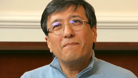 Zafar Hoshimov mineral suv importiga boj to‘lovining oshirilishi haqida: Bojxona bunday choralarga qarshi turishi kerak