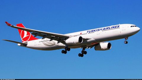 Turkiya samolyoti O‘zbekistonda favqulodda qo‘nishga majbur bo‘ldi