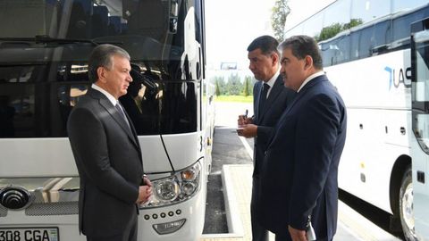 Shavkat Mirziyoyev “Toshkent” avtovokzalida amalga oshirilgan ishlar bilan tanishdi