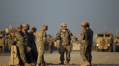 AQSh koalitsiyasi Eron sabab jangovar shaylikni oshirdi