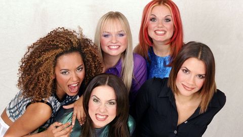 Spice Girls гуруҳи хонандаси кўриш қобилиятини бутунлай йўқотди