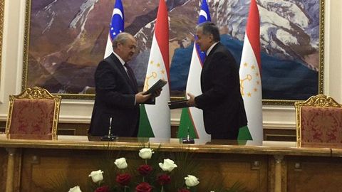 Abdulaziz Komilov Dushanbeda Tojikiston tashqi ishlar vaziri bilan uchrashdi