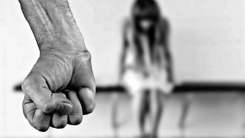 Qizining nomusiga bir necha marta tekkan tojikistonlik otaga umrbod qamoq jazosi tayinlandi