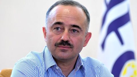 Samvel Babayan yana bosh murabbiy sifatida ish boshlaydi