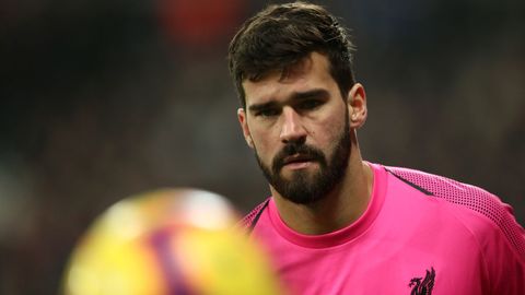 Alisson APLda Van der Sarning natijasini takrorladi