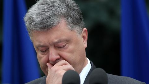 Bloomberg: Порошенконинг бойлиги президентлик йилларида 40 фоизга камайган