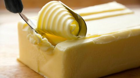 Бош прокуратура Тошкентда истеъмолга яроқсиз сариёғ савдосига чек қўйди