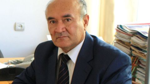 Зуҳриддин Исомиддинов: Даъвогар суст бўлса, қози муттаҳам бўлади ёки Ўзбекистонда рус тилига расмий тил мақоми беришнинг хавфи нимада?