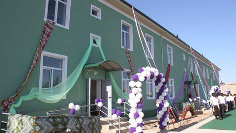 Qarshida saratonga chalingan ayolga uy berildi