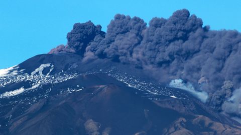 Gavayida Kilauea vulqoniga tushib ketgan askar tirik qoldi