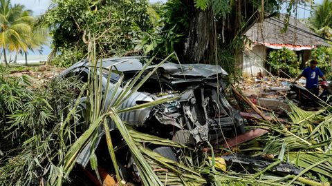 Перунинг бир қисми кучли зилзила оқибатида вайрон бўлди