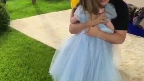 Prezidentning kuyovi joylagan video ommalashib ketdi va samimiy izohlarni to‘pladi