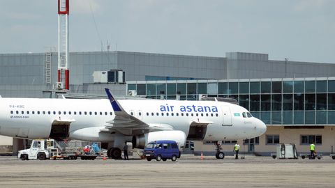 Тошкентдан Олмаотага учаётган Air Astana самолёти Чимкентга фавқулодда қўндирилди