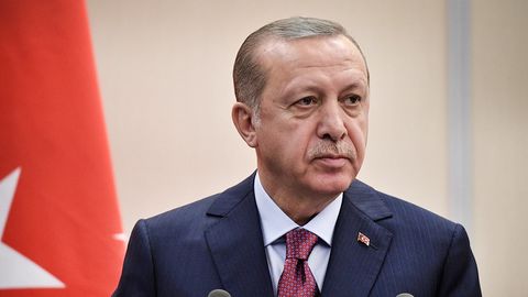 Erdo‘g‘on Eron prezidenti va Fransiya rahbari tomon tanqid toshlarini uloqtirdi
