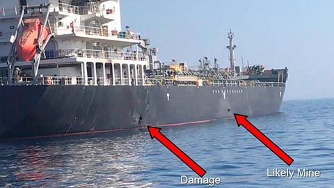 АҚШ Эроннинг танкердаги портлашга алоқадорлигини исботлади