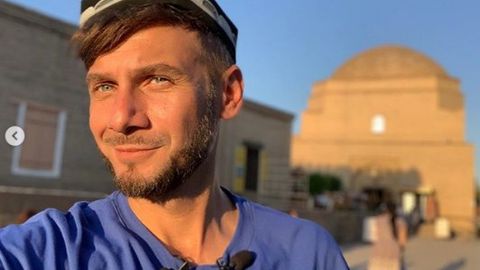 «Муз ТВ» бошловчиси Андрей Разиграев «Отпуск без путёвки»ни олиш учун Ўзбекистонга келди