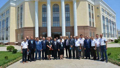 Ўзбекистонда илк «Битирувчилар жамғармаси» ташкил этилди