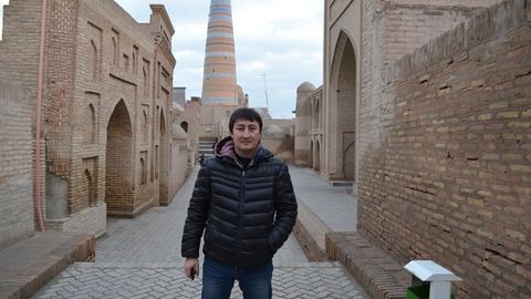 “Ozodlik”ning muxbiri Toshkentga kelishi bilan deportatsiya qilindi