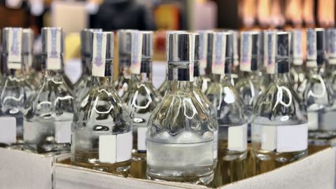 Ўзбекистон бозорларига сифатсиз ароқ киритилиши тўхтатилди