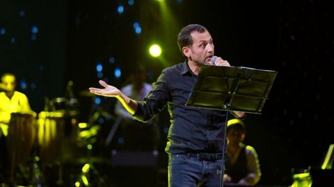 “Endi u bechorani ham so‘kinglar”. Jahongir Otajonov “Arazlamang” qo‘shig‘ini kuylagan San Jayga munosabat bildirdi