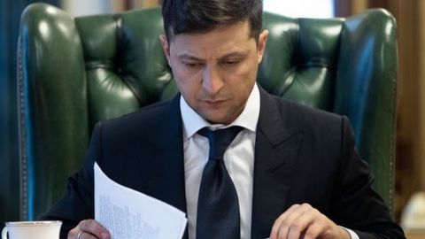 Украина Олий радаси икки вазир ва Хавфсизлик хизмати раисини лавозимидан озод этишдан бош тортди