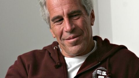 Odam savdosida ayblangan milliarder Jeffri Epshteyn qamoqxonada jarohatlangan holda topildi