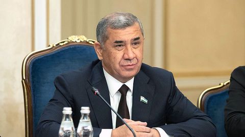 Toshkent viloyatilik 3 nafar ayol Bosh prokuror ularni qabul qilmaganini bildirib, norozilik namoyishi o‘tkazdi