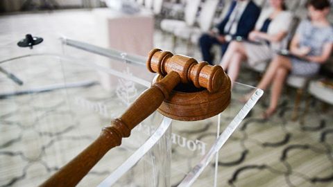 АҚШда Ойга одам қўнганининг 50 йиллиги муносабати билан ўтказилган ауксионда 907 минг доллар йиғилди