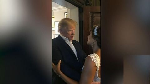 Donald Tramp Nyu-Jersida to‘y qilayotgan juftlikni tabriklagani keldi (video)