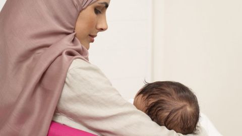 Ўзбекистонда аёллар гўдакларни она сути билан озиқлантириши учун муассасалар, аэропорт ва вокзалларда махсус жойлар ажратилади