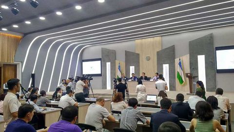 Ўзбекистонда қўшимча квота асосида пуллик тўлов орқали мактабга жойлаштириш тартиби бекор қилинмоқда