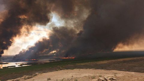 Qoraqalpog‘istondagi Sudochye ko‘li yonmoqda (foto va video)