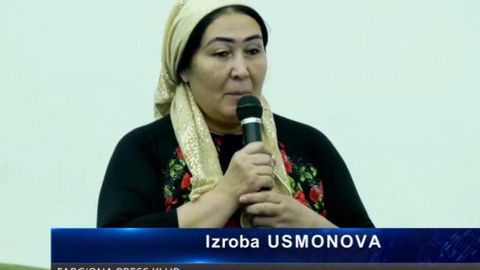 Rishtonda operatsiya sabab hajga borolmagan ayol pullarini uylari buzilayotganlarga ulashib berdi (video)