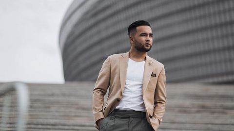 “Rossiyada pistolet, Surxondaryoda pichoq tirashgan”. Shohrux “Ummon” guruhining konsertlari ortidagi janjallar haqida gapirdi (video)