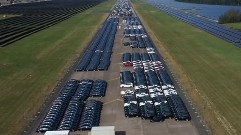 Germaniyada Mercedes-Benz avtomobillari “qabriston”i topildi (video)