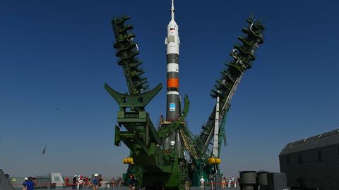 Rossiya birinchi marta fazoga “Fedor” robotini uchirdi