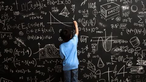 Qorako‘ldagi 1-sonli ixtisoslashtirilgan maktab-internatga “Xalqaro matematika maktabi” maqomi berildi