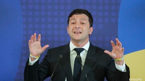 Ukraina prezidentiga milliy valyuta sifatida dollardan foydalanish taklif etildi