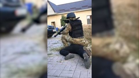 Qirg‘iziston sobiq prezidentini qo‘lga olish jarayoni videosi e’lon qilindi (video)