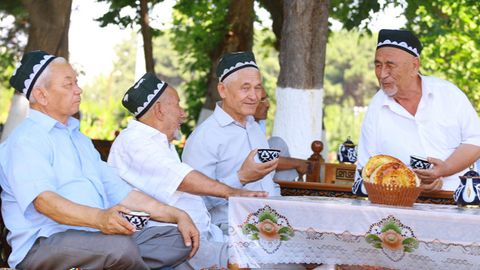 100 ёшдан ошган 14 ўзбекистонлик «Шуҳрат» медали билан тақдирланди