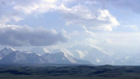 Qirg‘iziston tog‘larida halok bo‘lgan rossiyalik turist IIV generali bo‘lib chiqdi