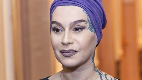 Nargiz Zokirova Maksim Fadeyev bilan shartnomasi bekor qilinganini aytdi