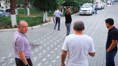 «Ушланг, прокуратурага берворамиз»: Зўравон «замҳоким»лар пойтахтда ҳам бор. Олмазор туманида «Kun.uz» ходимлари тажовузга учради (видео)